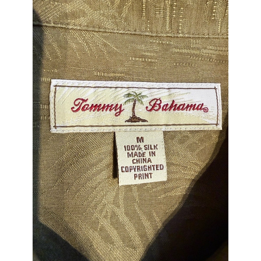 Tommy Bahama Silk Shirt M Olive Palm Tree Back Graphic Hawaiian Camp - Picture 6 of 9